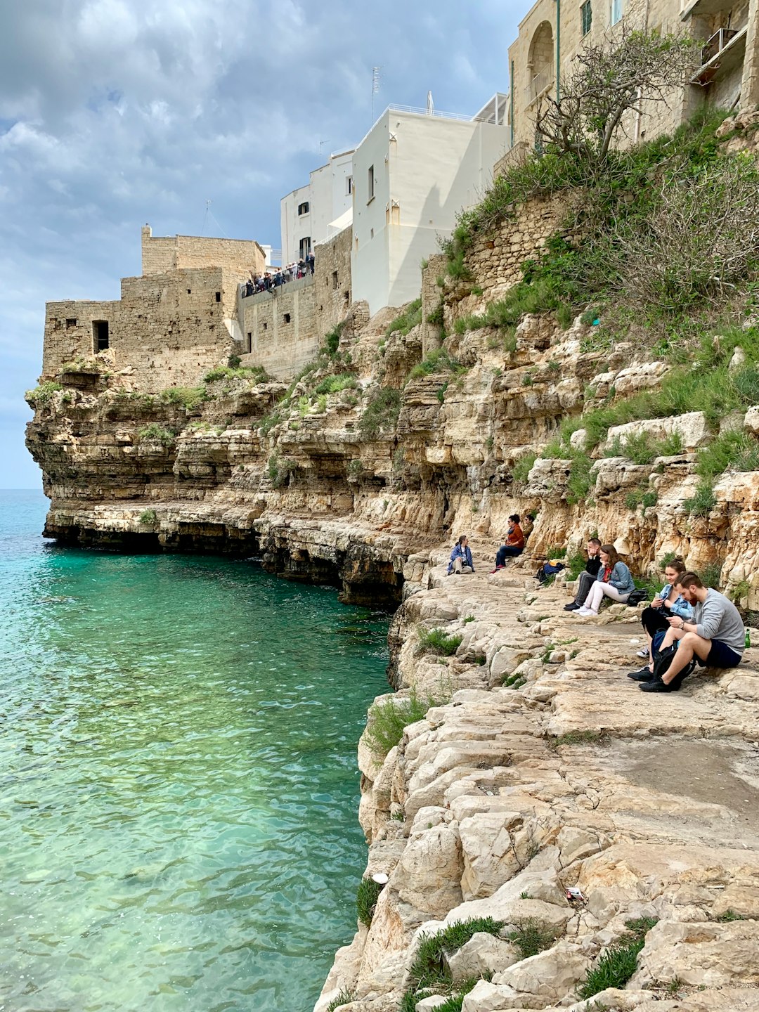 Cliff photo spot Polignano a Mare Monumento a Domenico Modugno