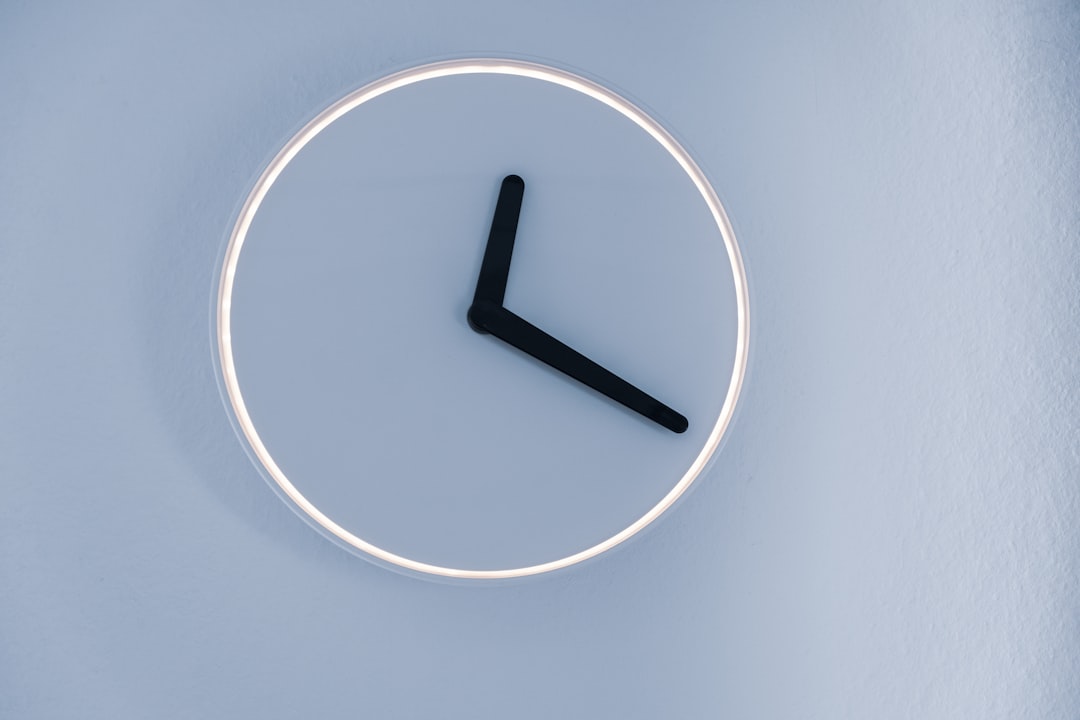 analog clock