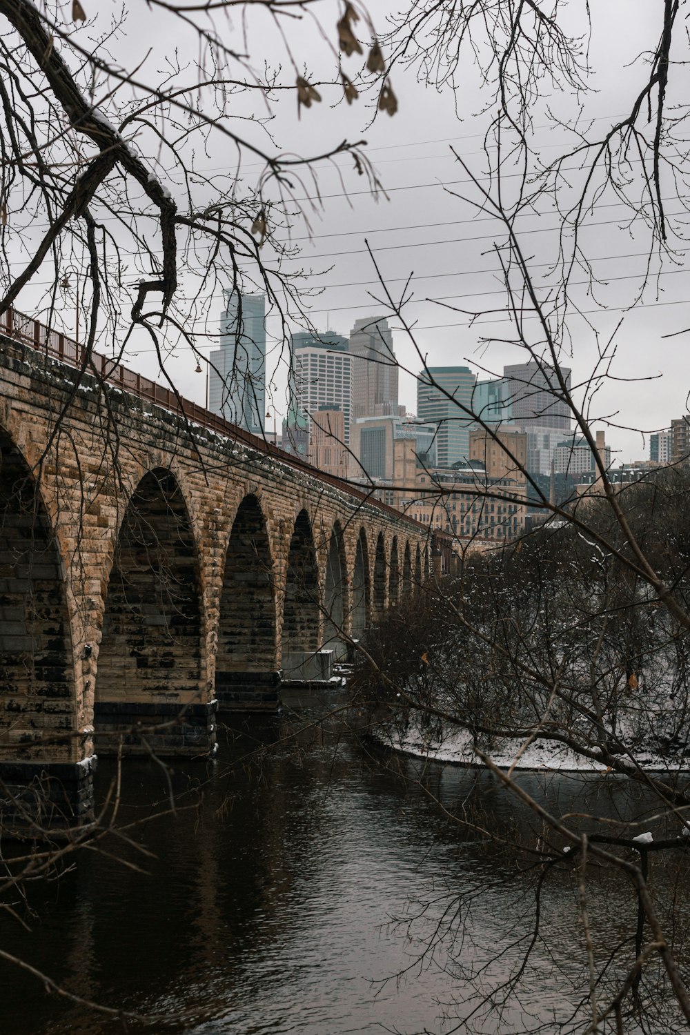 close-up photography of bridge during daytime