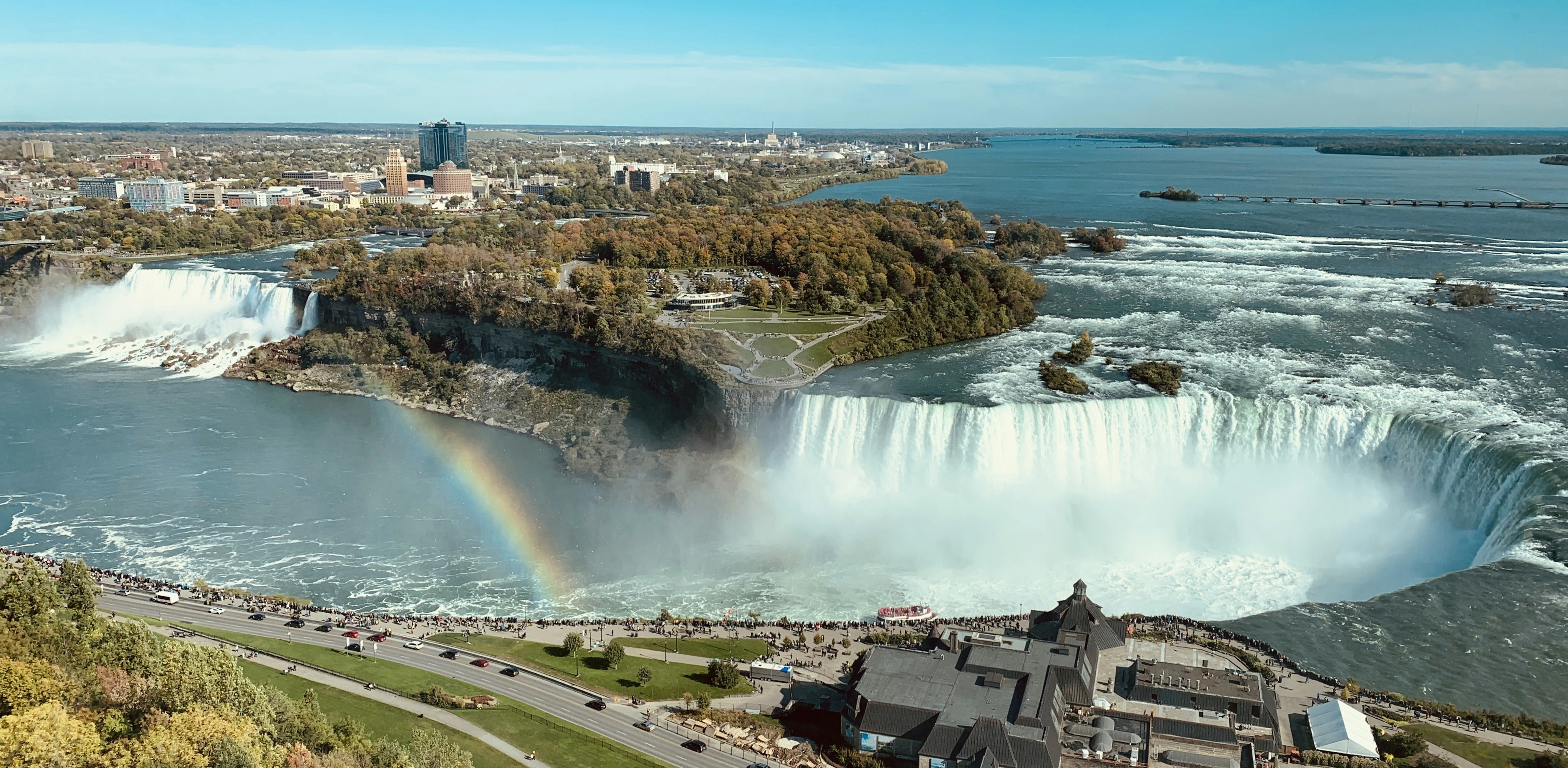 Photo by nickboschee