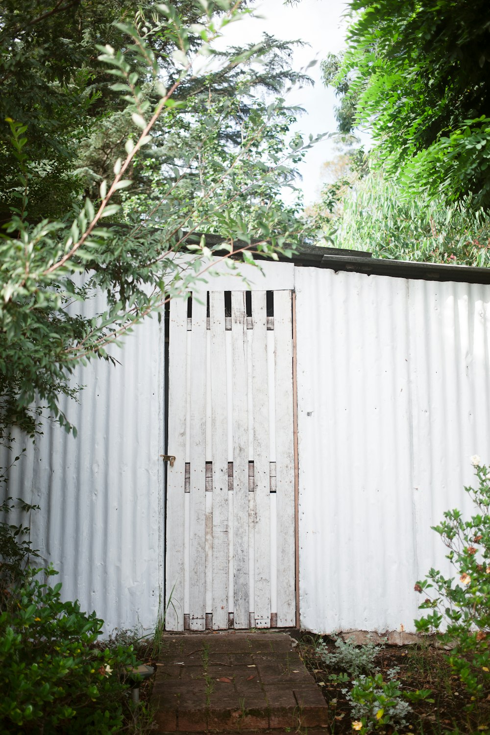 white woode door