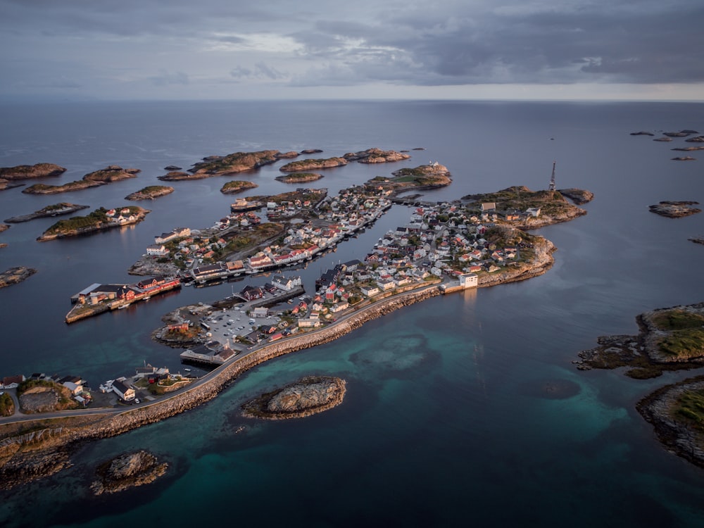 houses on islet