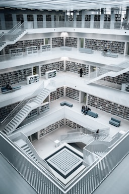 architectural photography,how to photograph stadtbibliothek am mailänder platz in stuttgart.; high-rise building interior