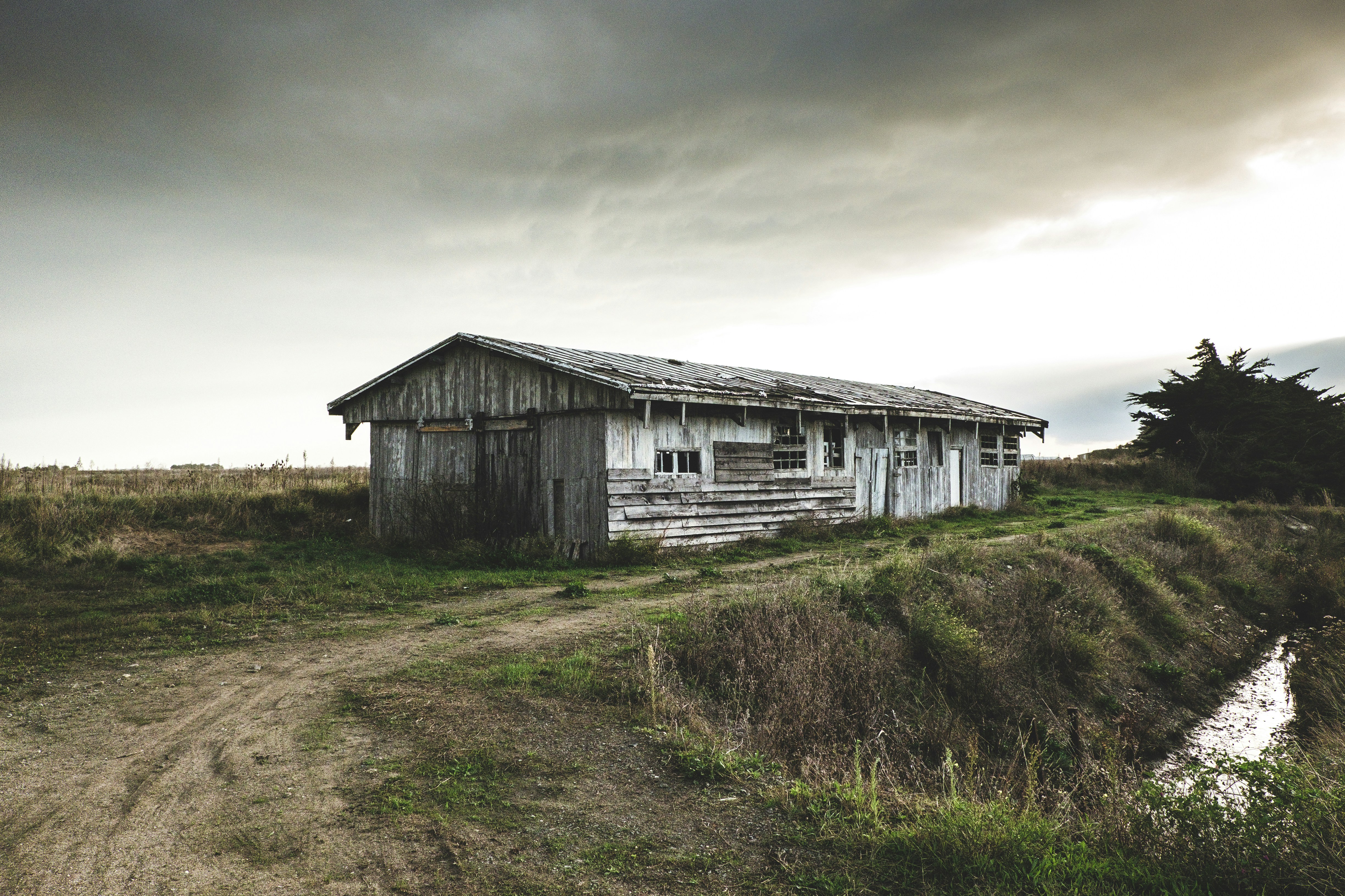 Photo by mathieuodin