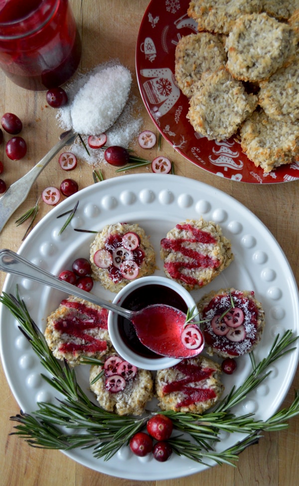 Pastries on plate with sauce