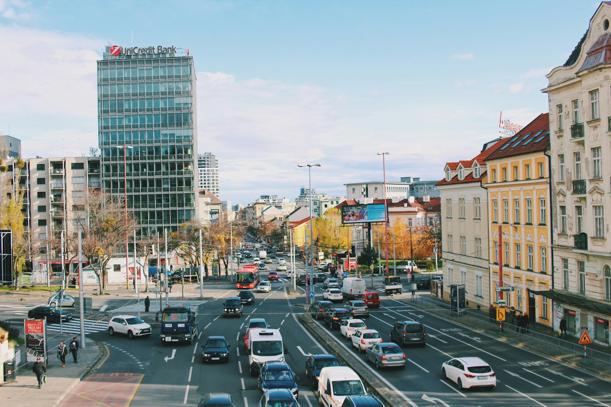 Bratislava má s dopravou problém. Ako ju dopriať všetkým férovo?