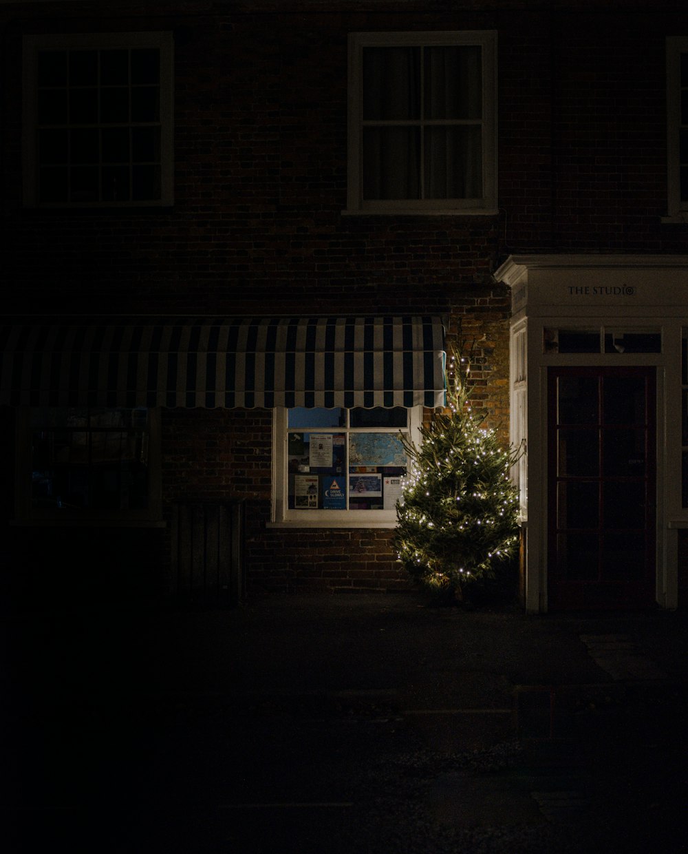 white and blue awning