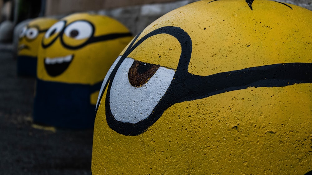 yellow Minion figurines