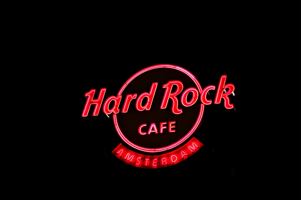 segnaletica a LED rossa dell'Hard Rock Cafe Amsterdam