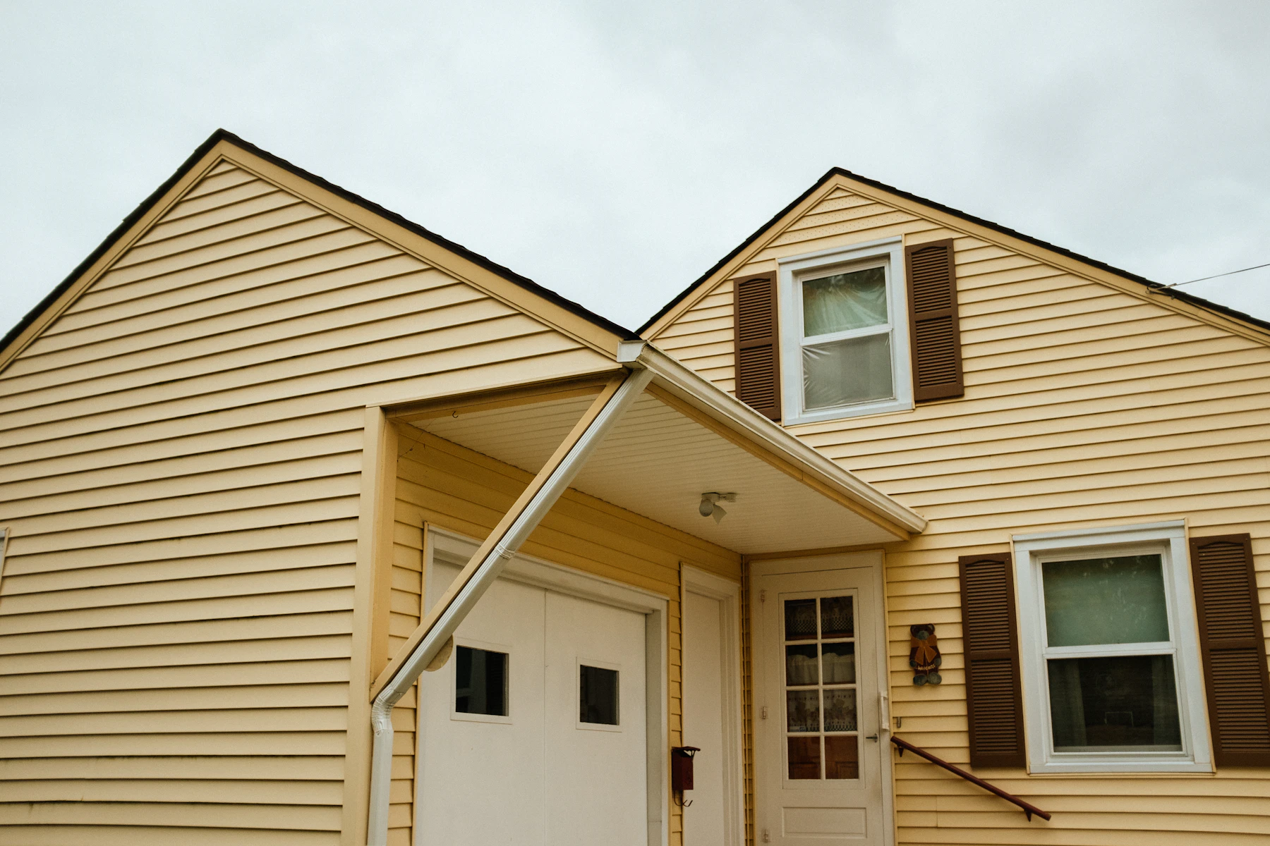 Decatur traditional with new vinyl siding