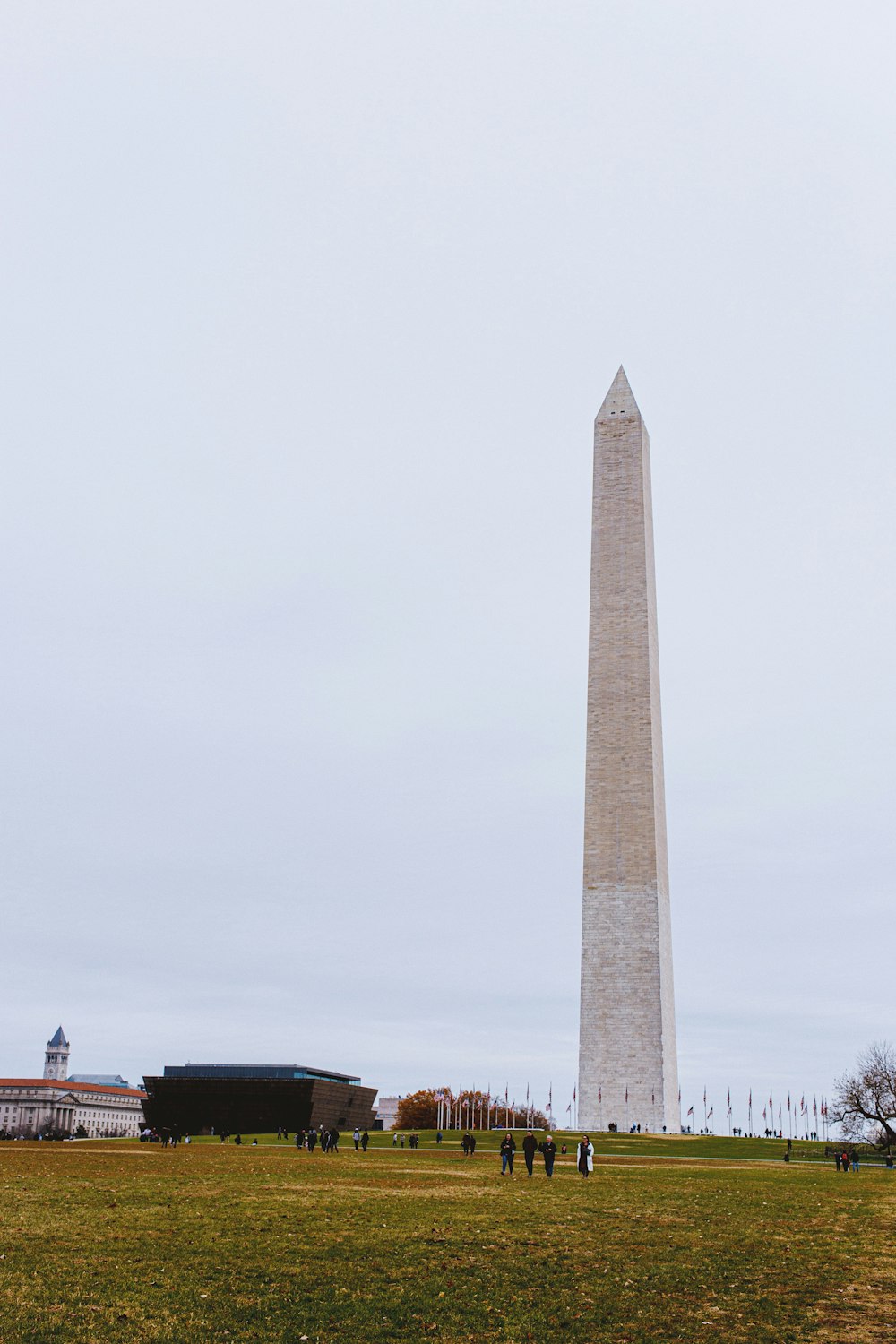 Washington Monument during daytime