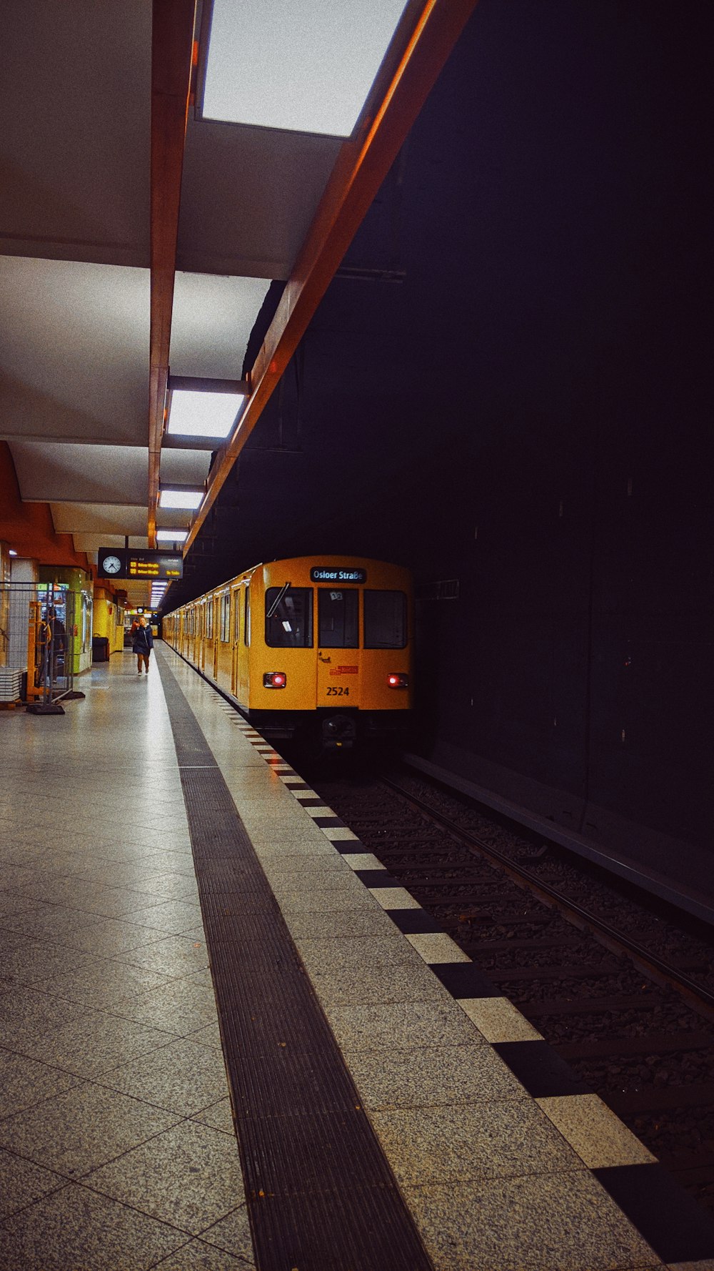 yellow train