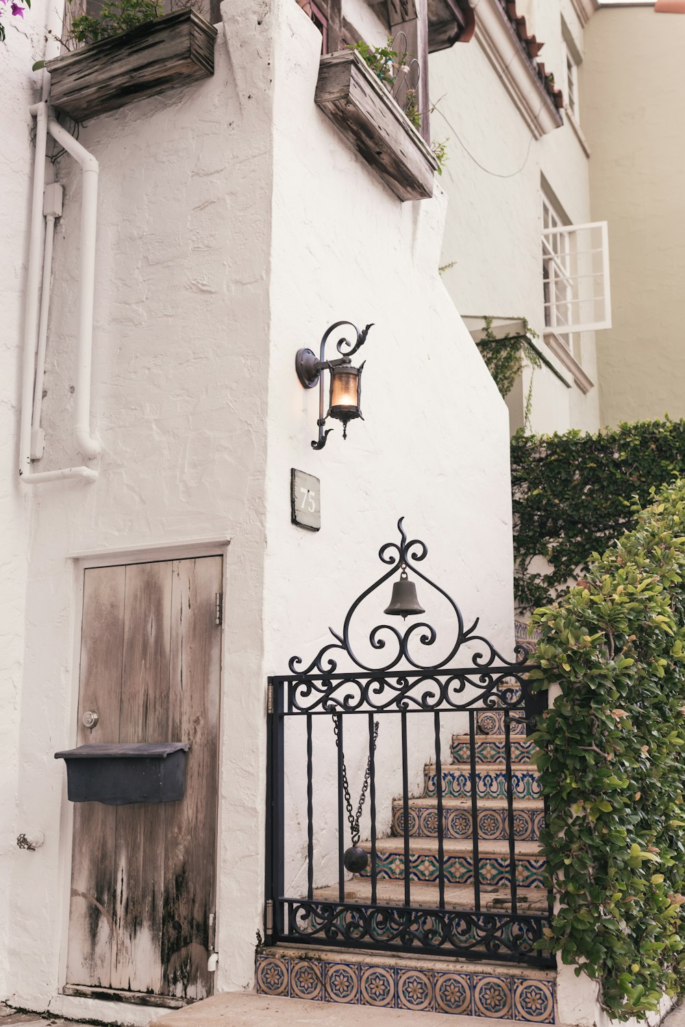 black metal gate photograph