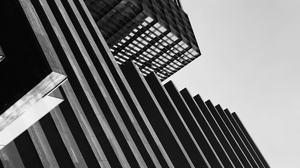 a black and white photo of a tall building