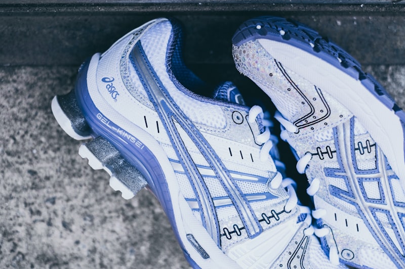 ASICS Gel-Kinsei OG White — Japan Flagship Exclusive