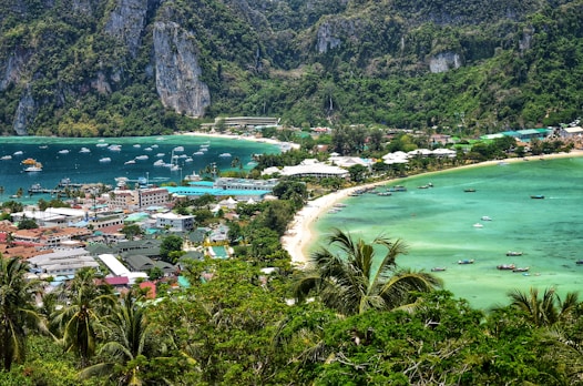 Thailand, Cliff view on the Phi Phi Islands