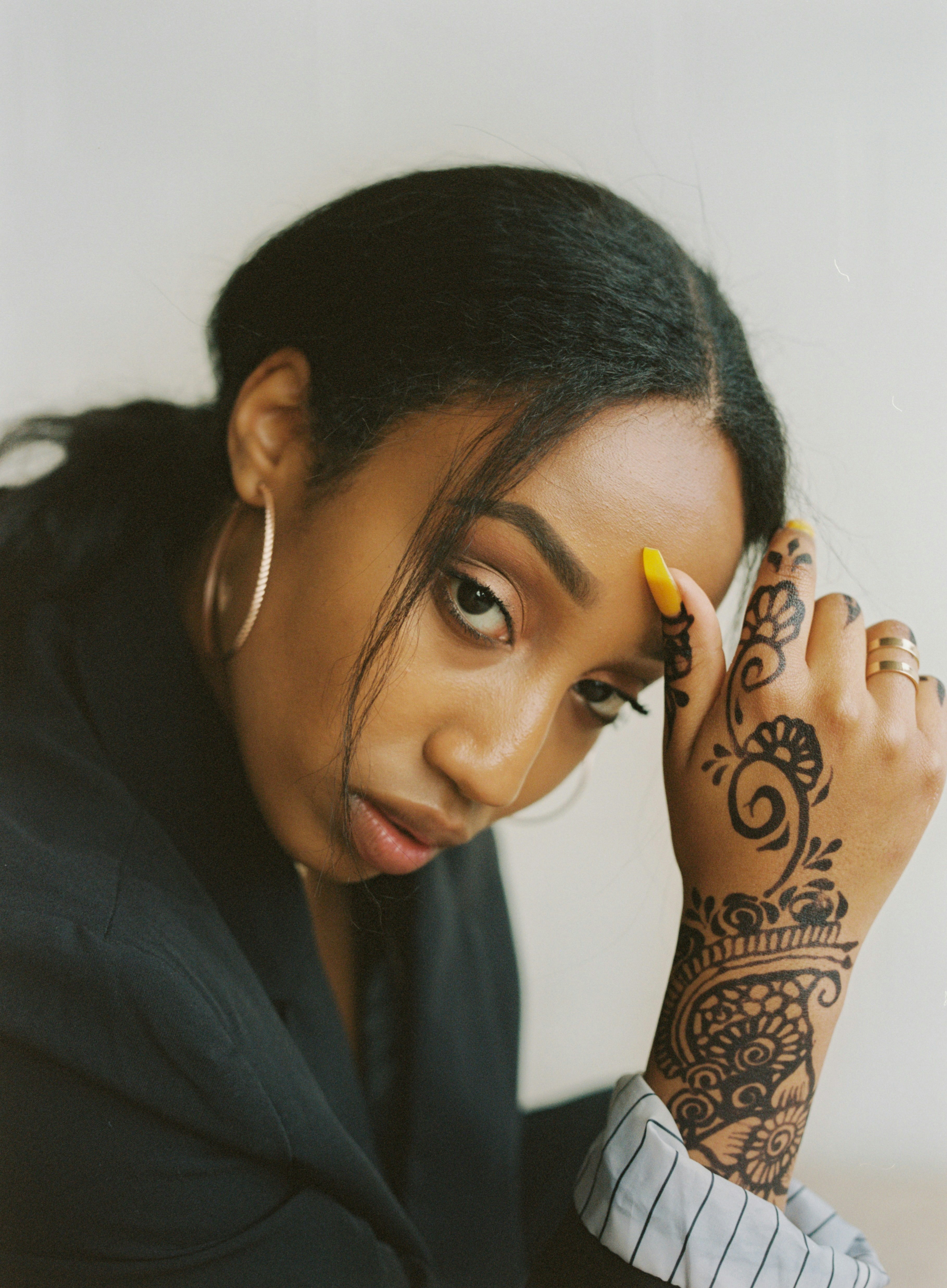 Rich text in Google's SERP when searching for 'henna tattoo'