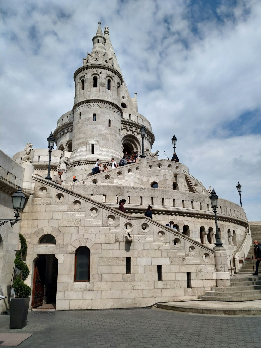 Fisherman's Bastin Halaszbastya, Budapest under white and blue sky