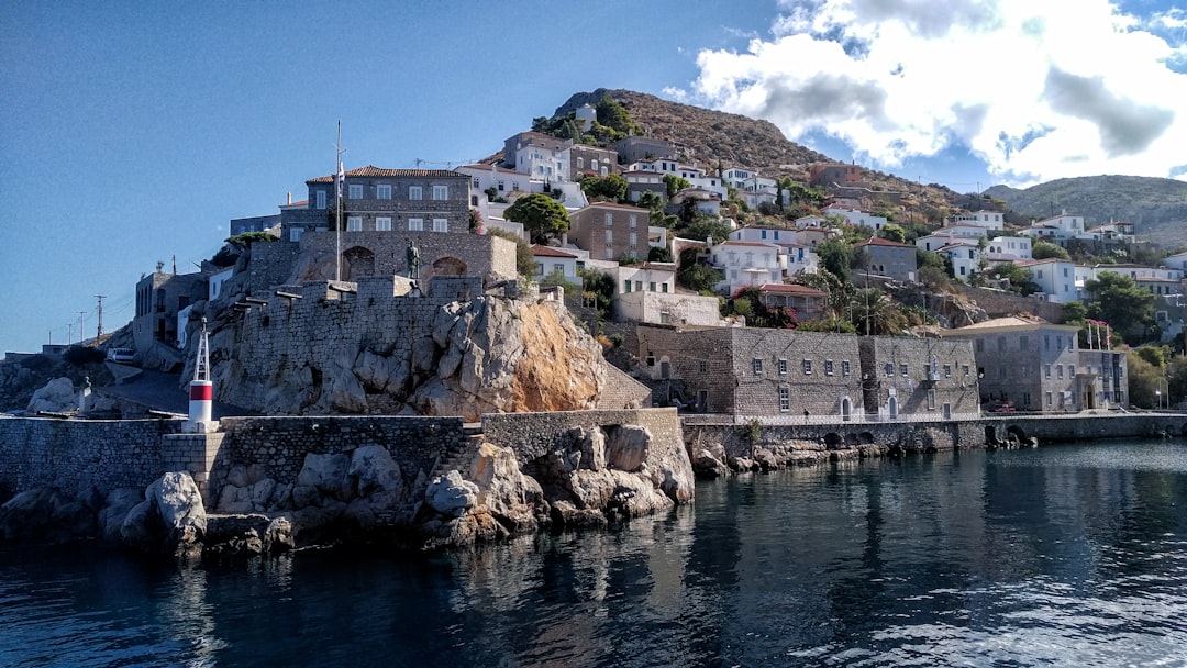 travelers stories about Cliff in Hydra, Greece