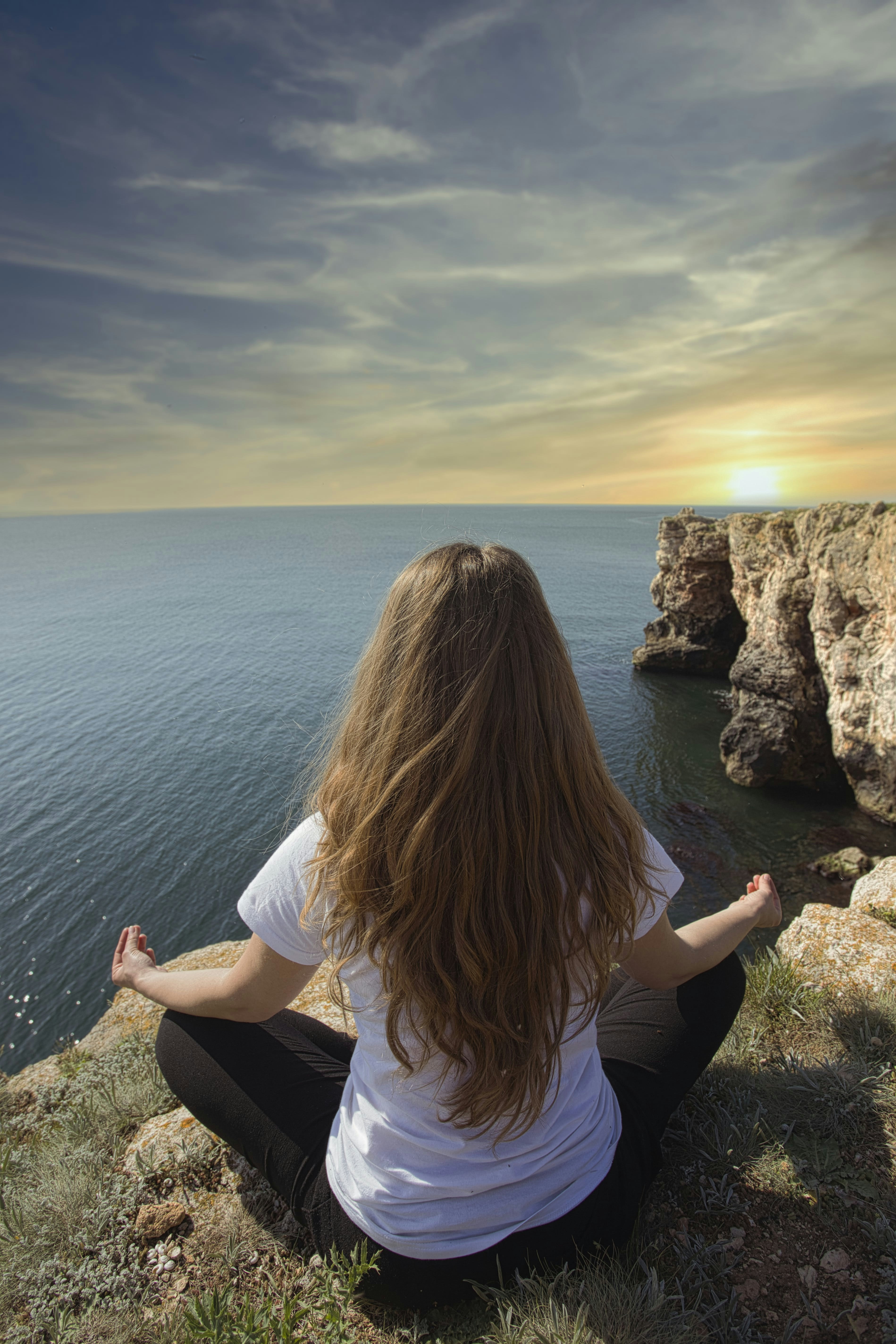 photo 1575623841195 98f49a71e4df?ixlib=rb 4.0