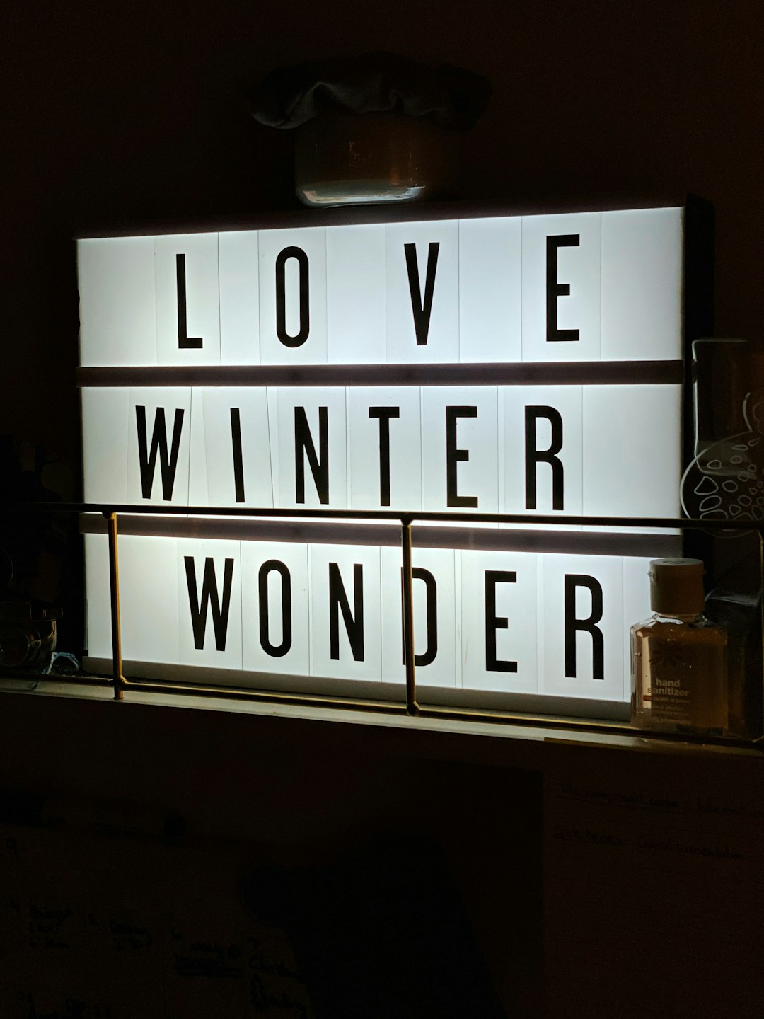 love winter wonder sign