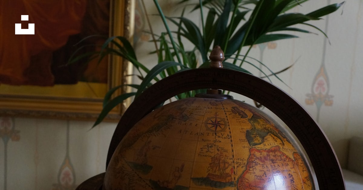 Brown Desk Globe Photo Free Brown Image On Unsplash brown-desk-globe-photo-free-brown-image-on-unsplash