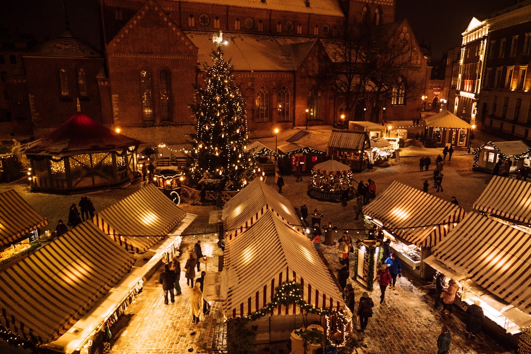 lit village,