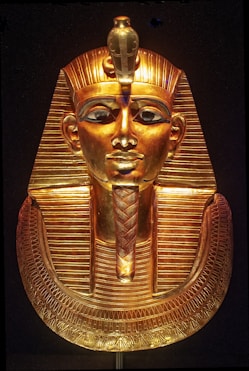 gold Tut ornament