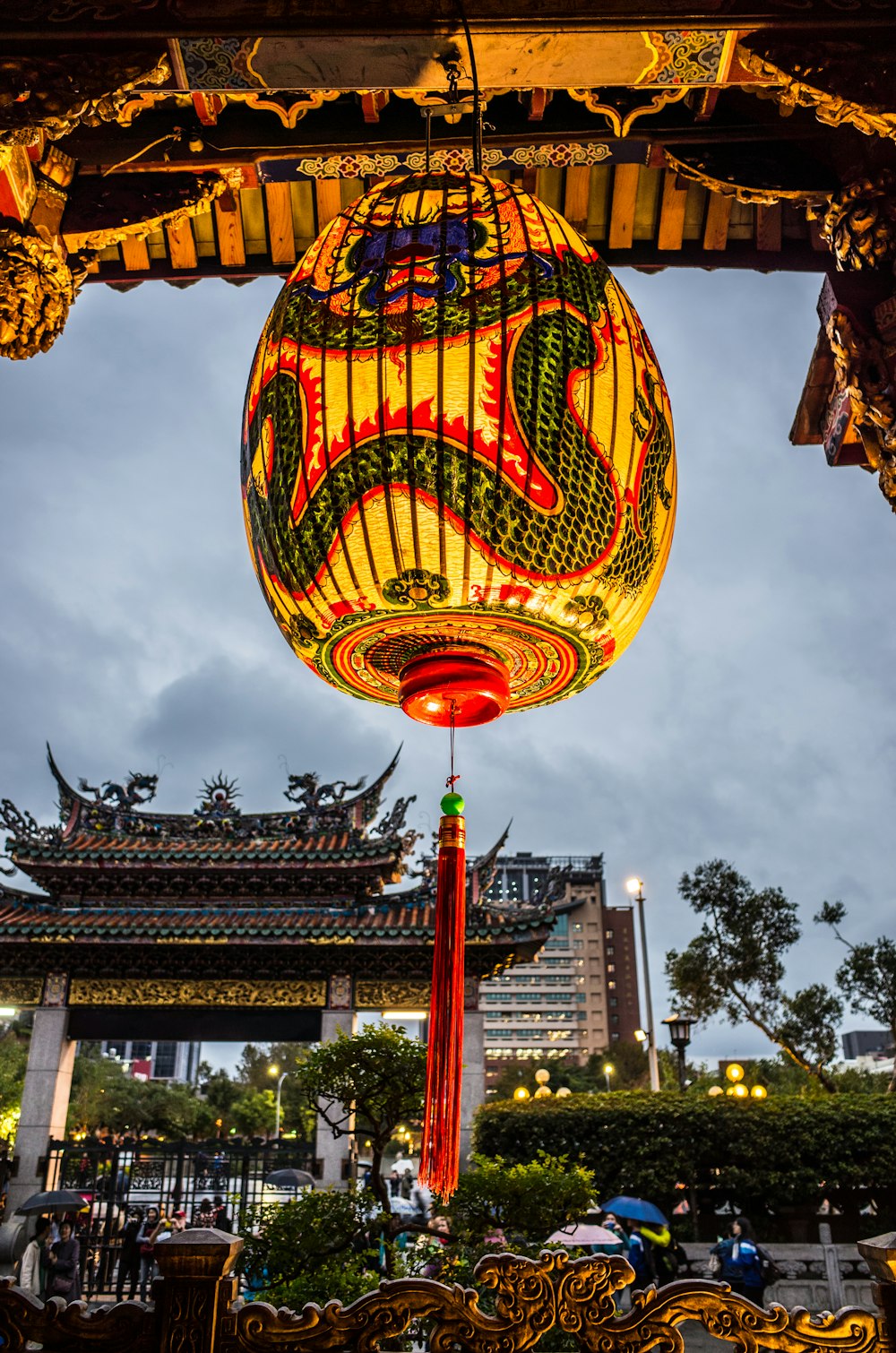 brown and green Chinese lantern during daytime