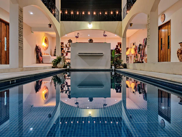 reflection of wall on swimming pool