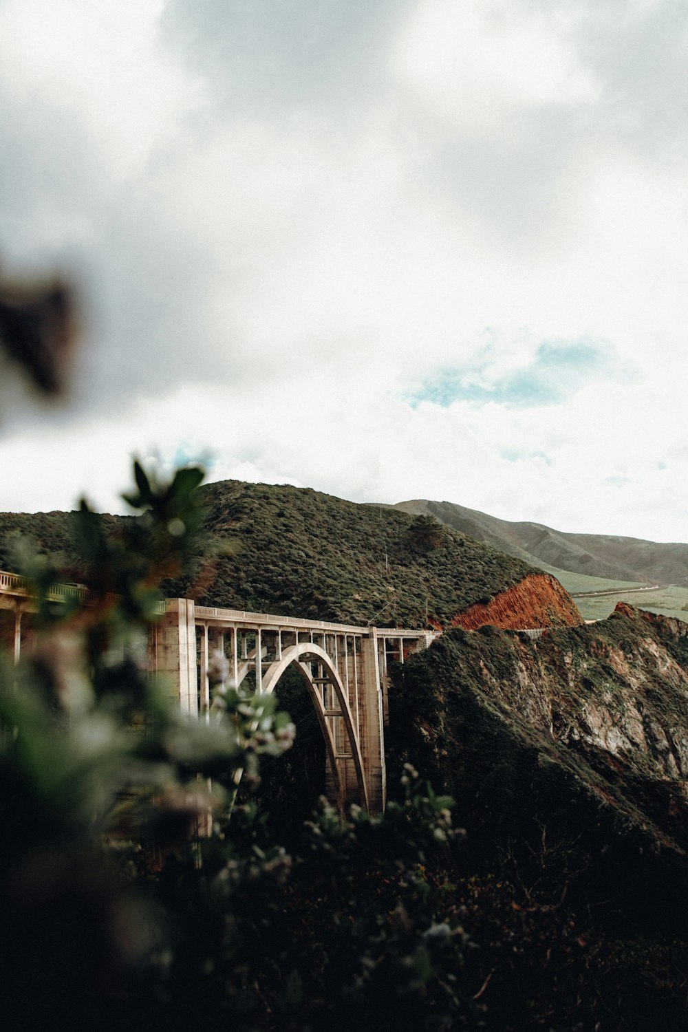 Puente Gris durante el día