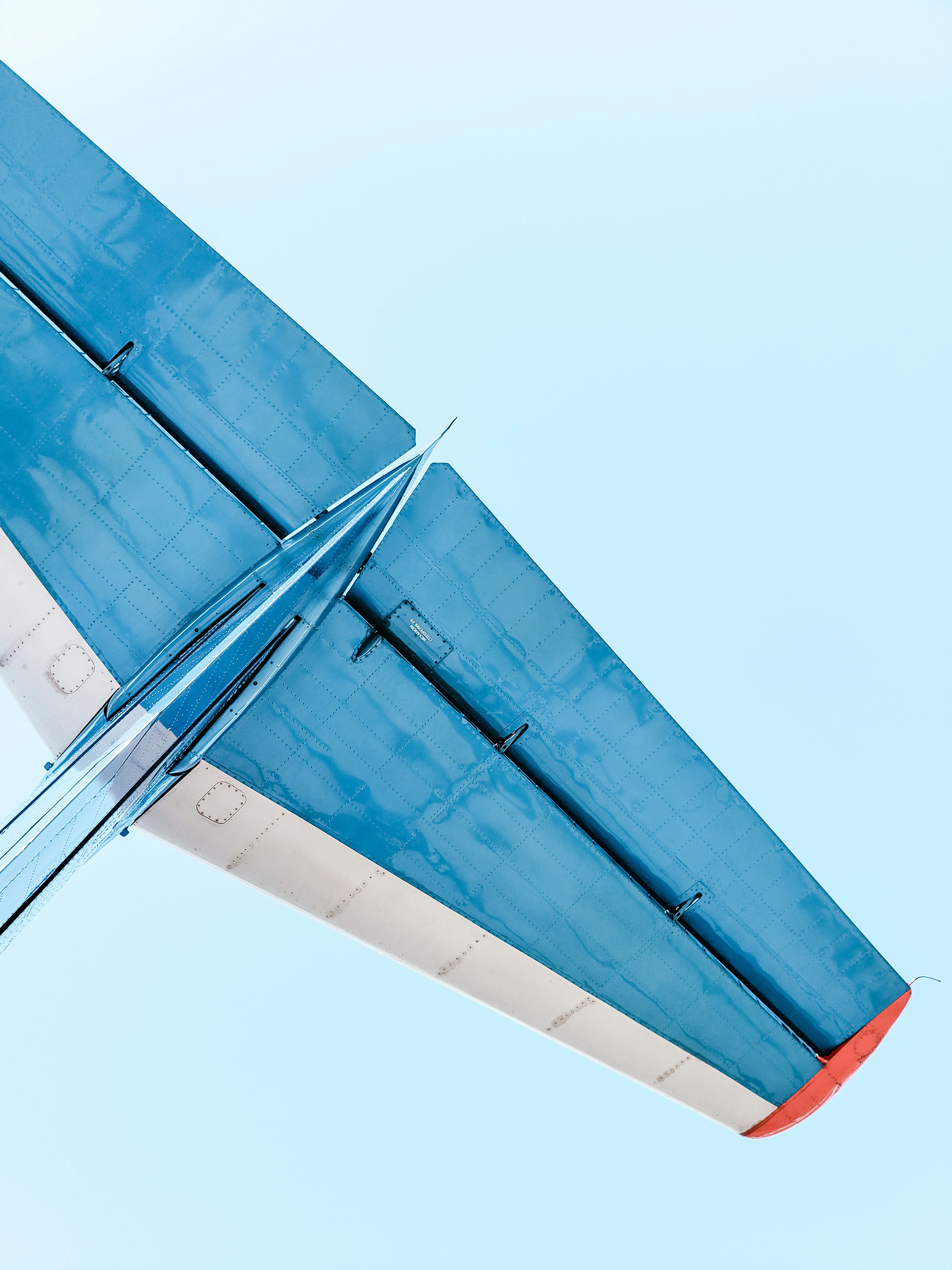 The Upside Down Wing