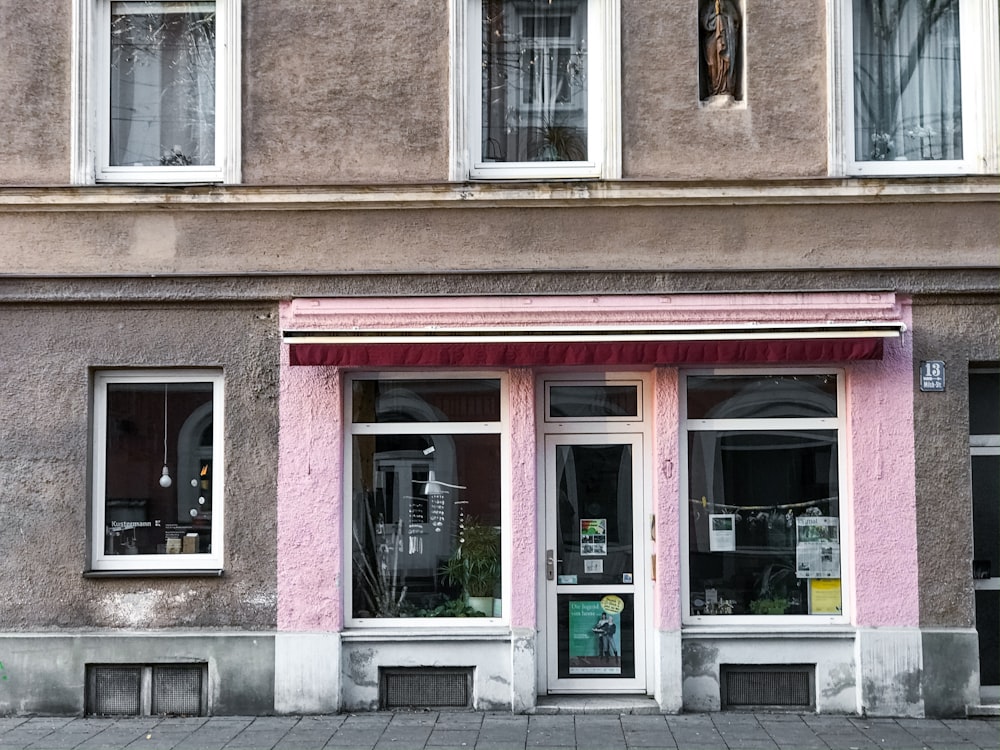 brown and pink concrete building