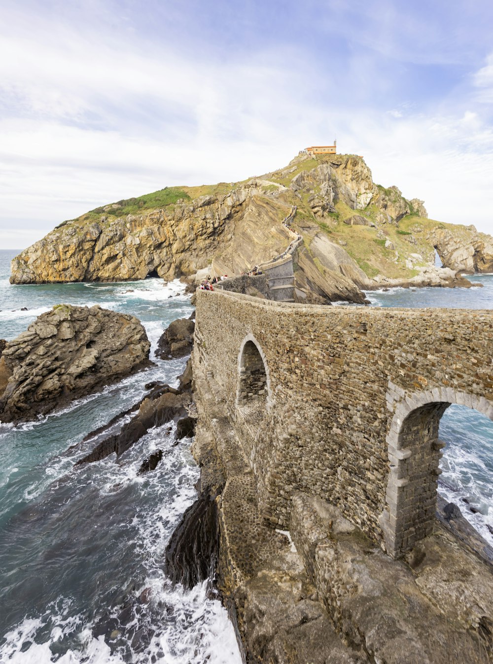 ponte de concreto cinza