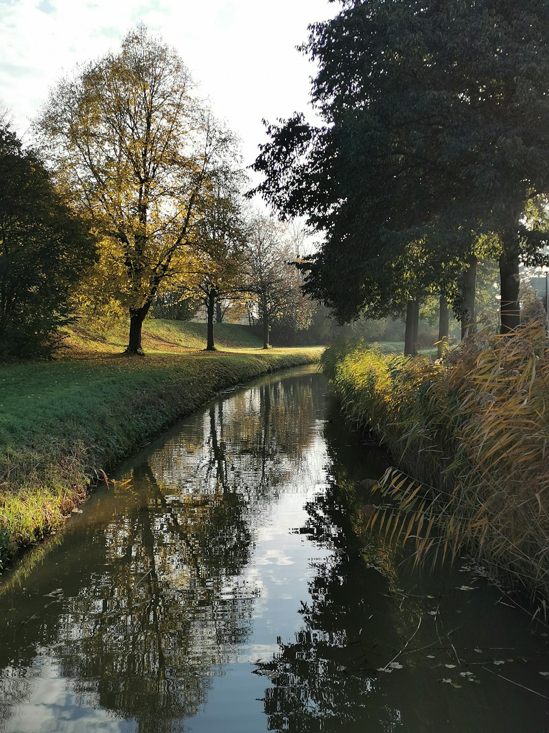 Waterway photo spot Ridderkerk Kasteel Bouvigne