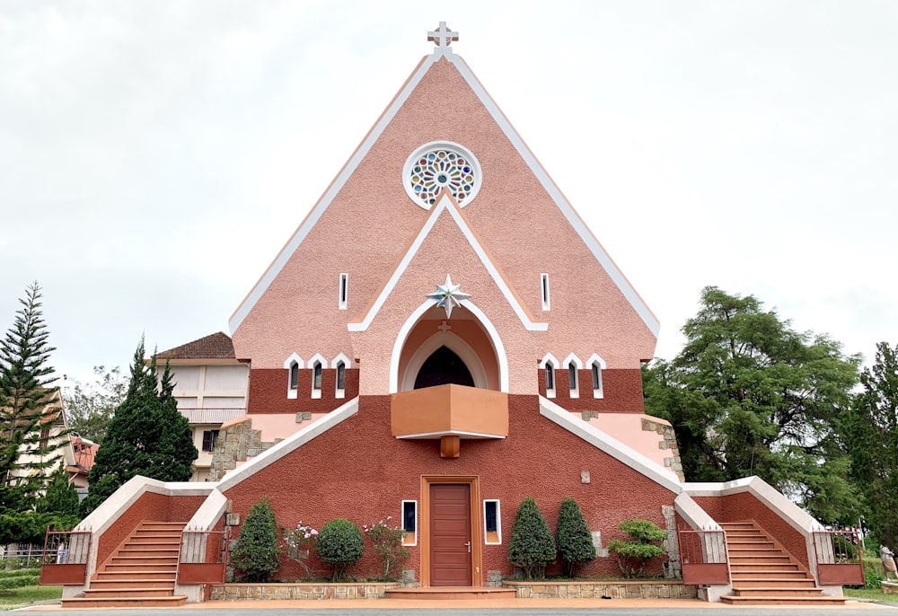 Domaine de Marie church under white and blue sky