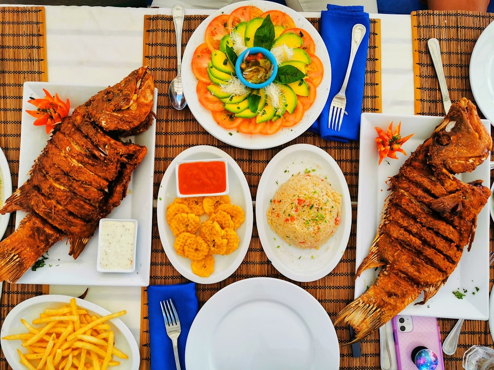 grilled fishes and fried rice