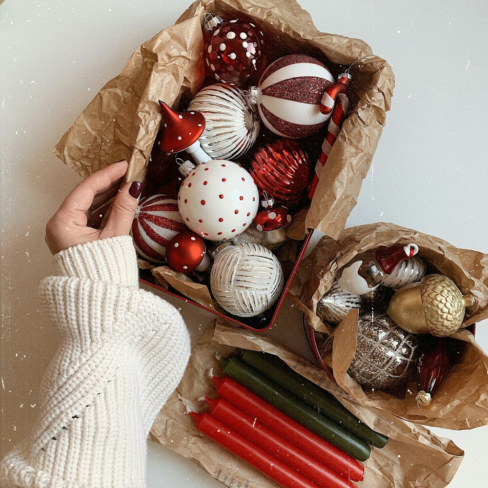 assorted-color baubles