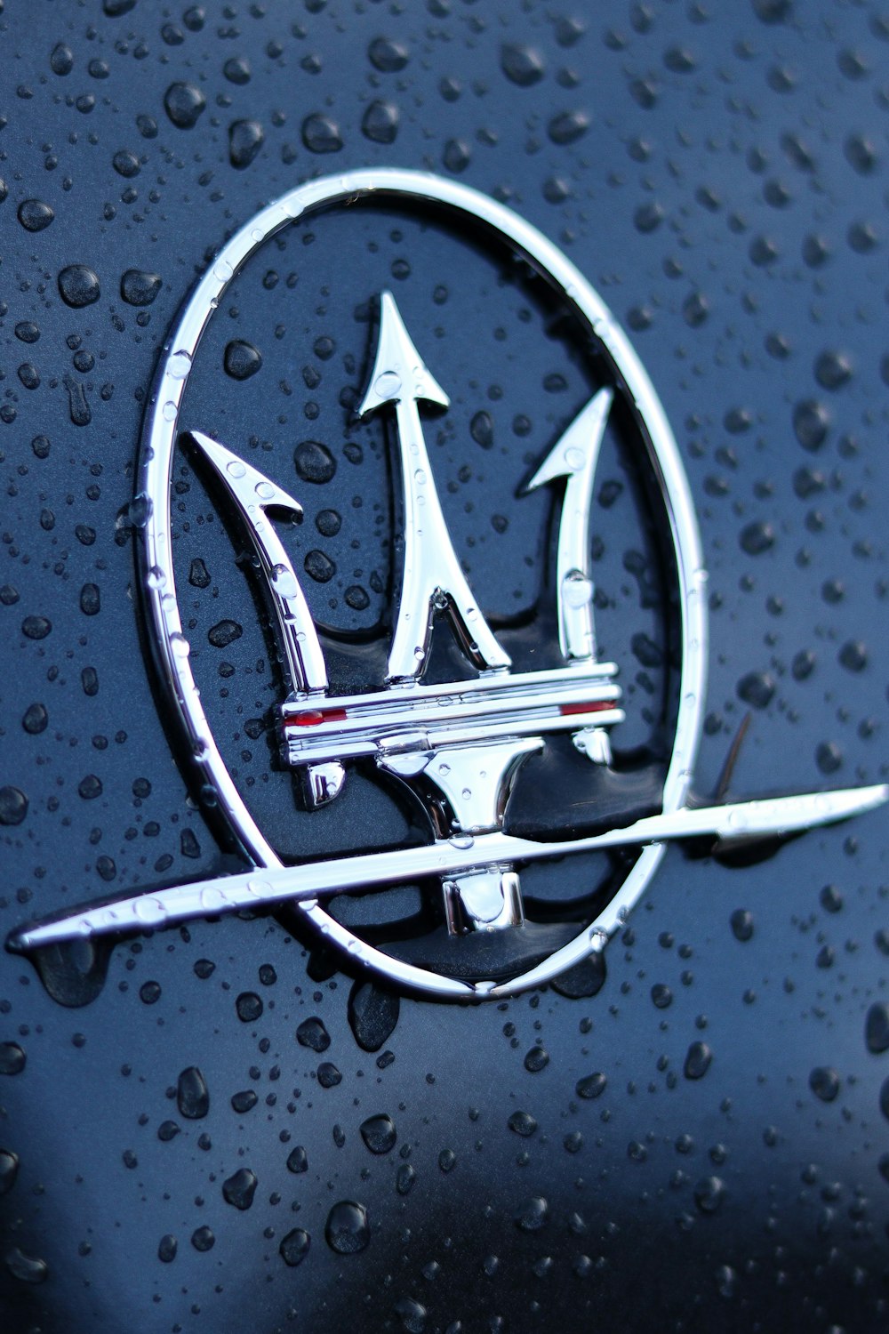 Maserati emblem