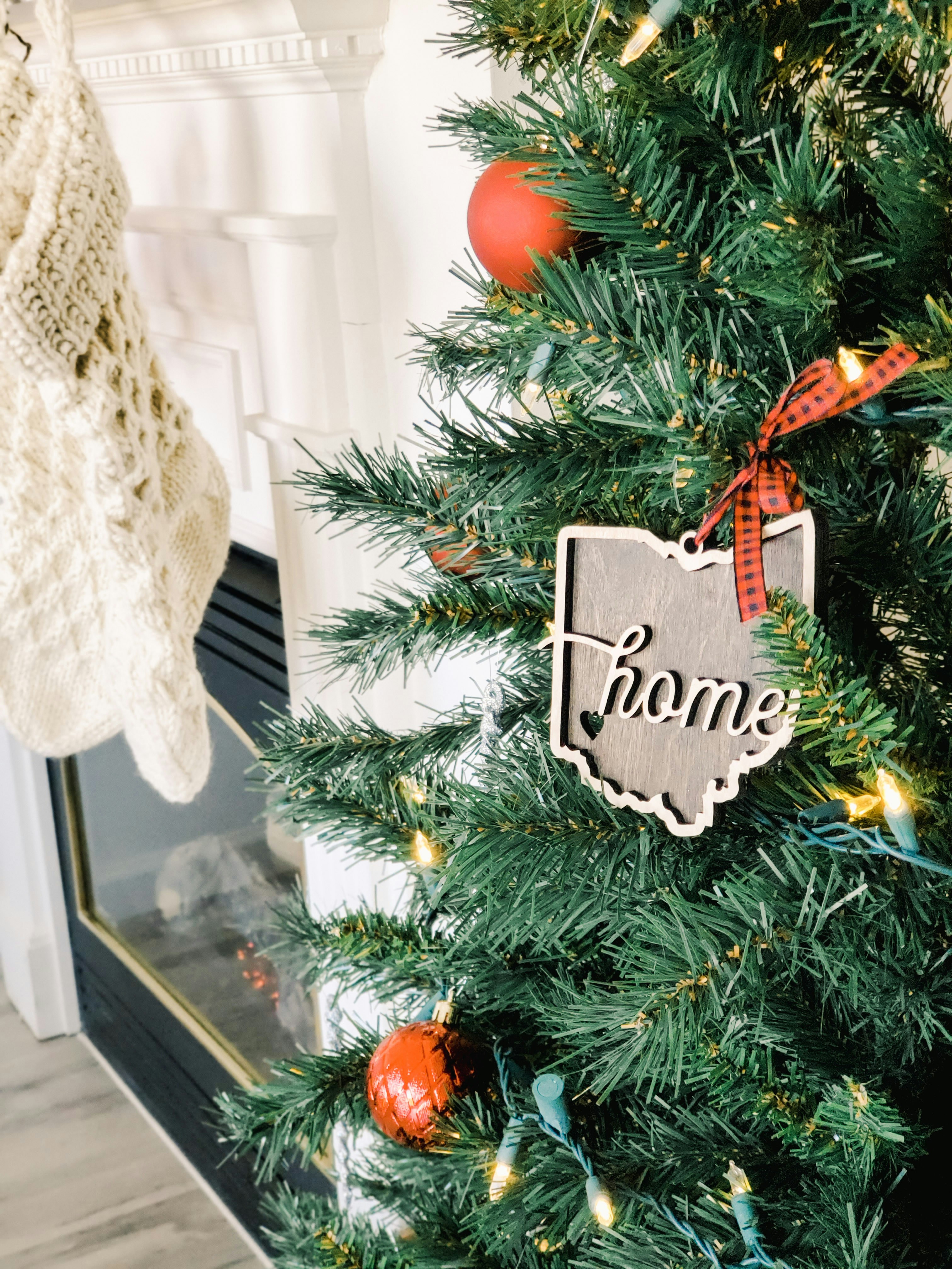 Christmas is the time to be jolly, and there's nothing jollier than Unsplash's collection of Christmas images. Trees, snow, christmas lights, and magical feasts: Unsplash has images of it all, and they're totally free to use.