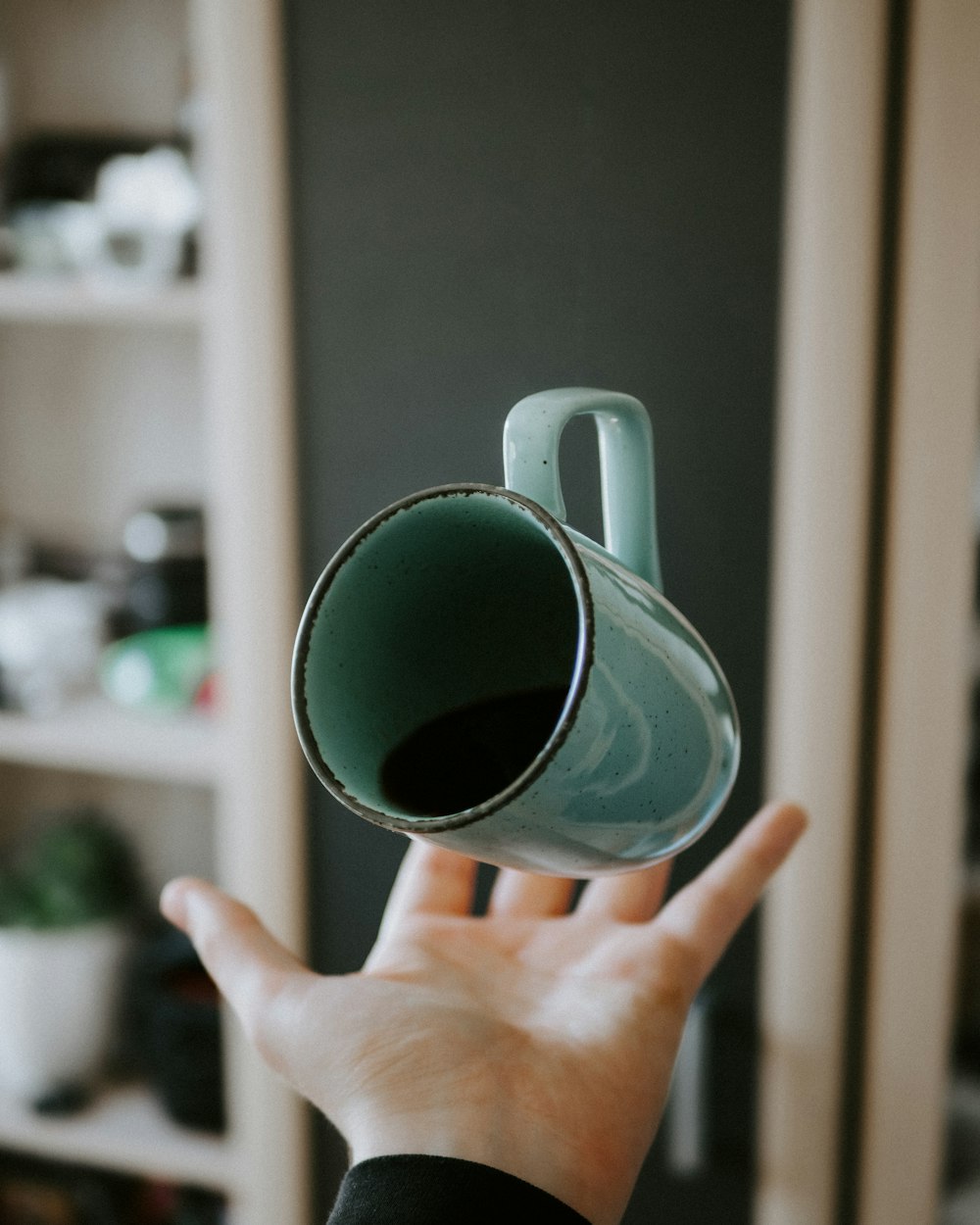 caneca azul