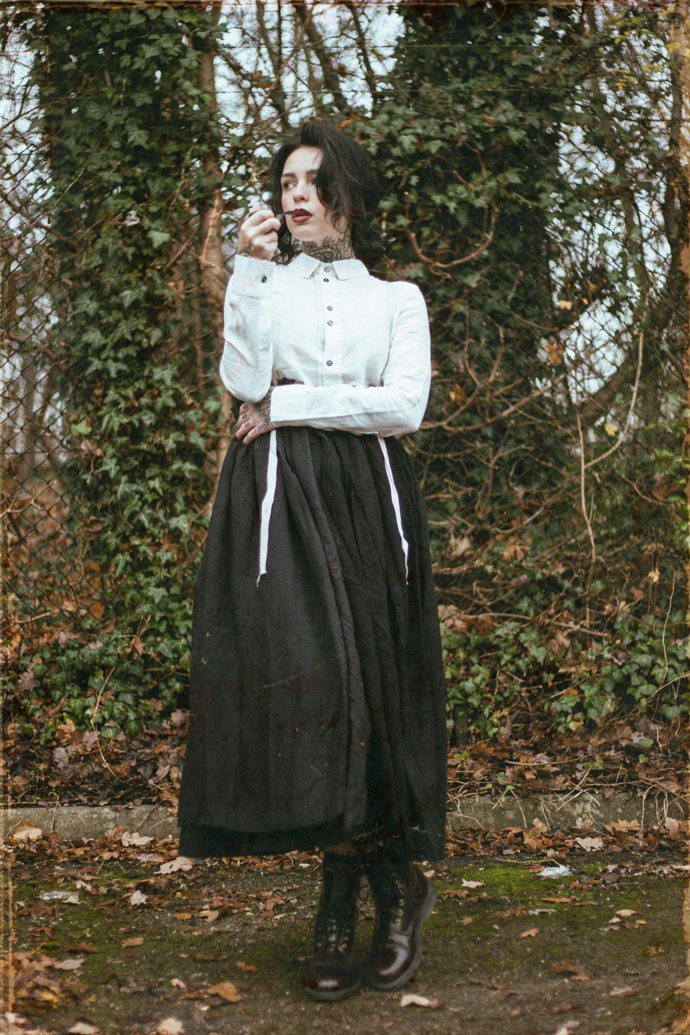 black shirt and long skirt