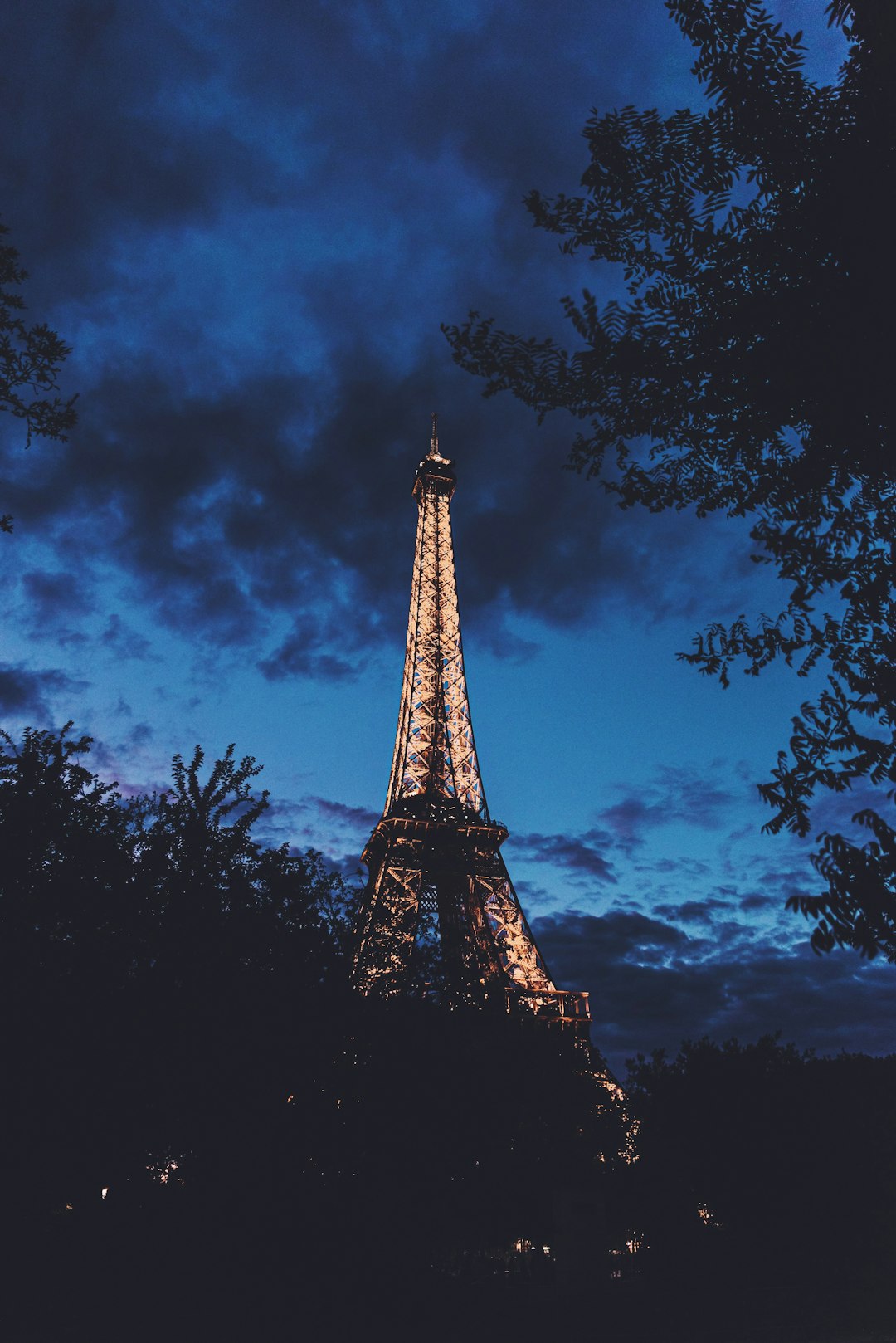 Eiffel Tower photograph