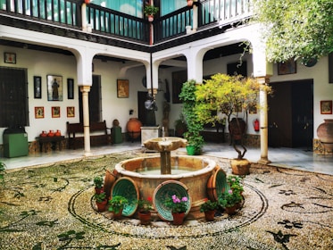 Granada weaves together history, culture, and natural beauty into an unforgettable travel experience