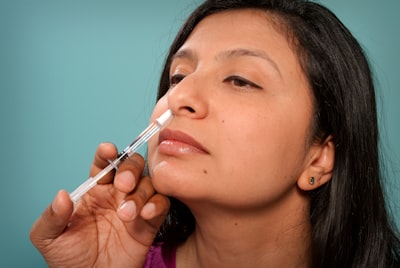 Cortison als Nasenspray gegen Entzündungen in der Nase und dessen Nebenwirkungen