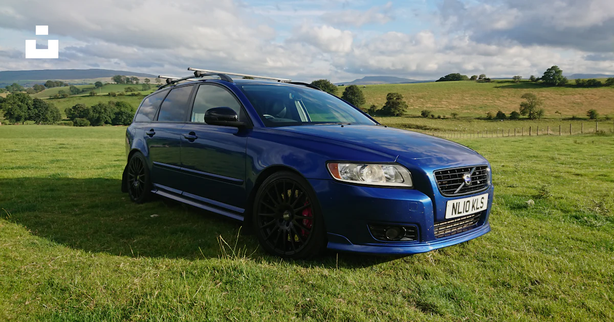 Volvo Azul Raton Foto Azul Volvo 5 puertas hatcbhack – Imagen Coche gratis en Unsplash
