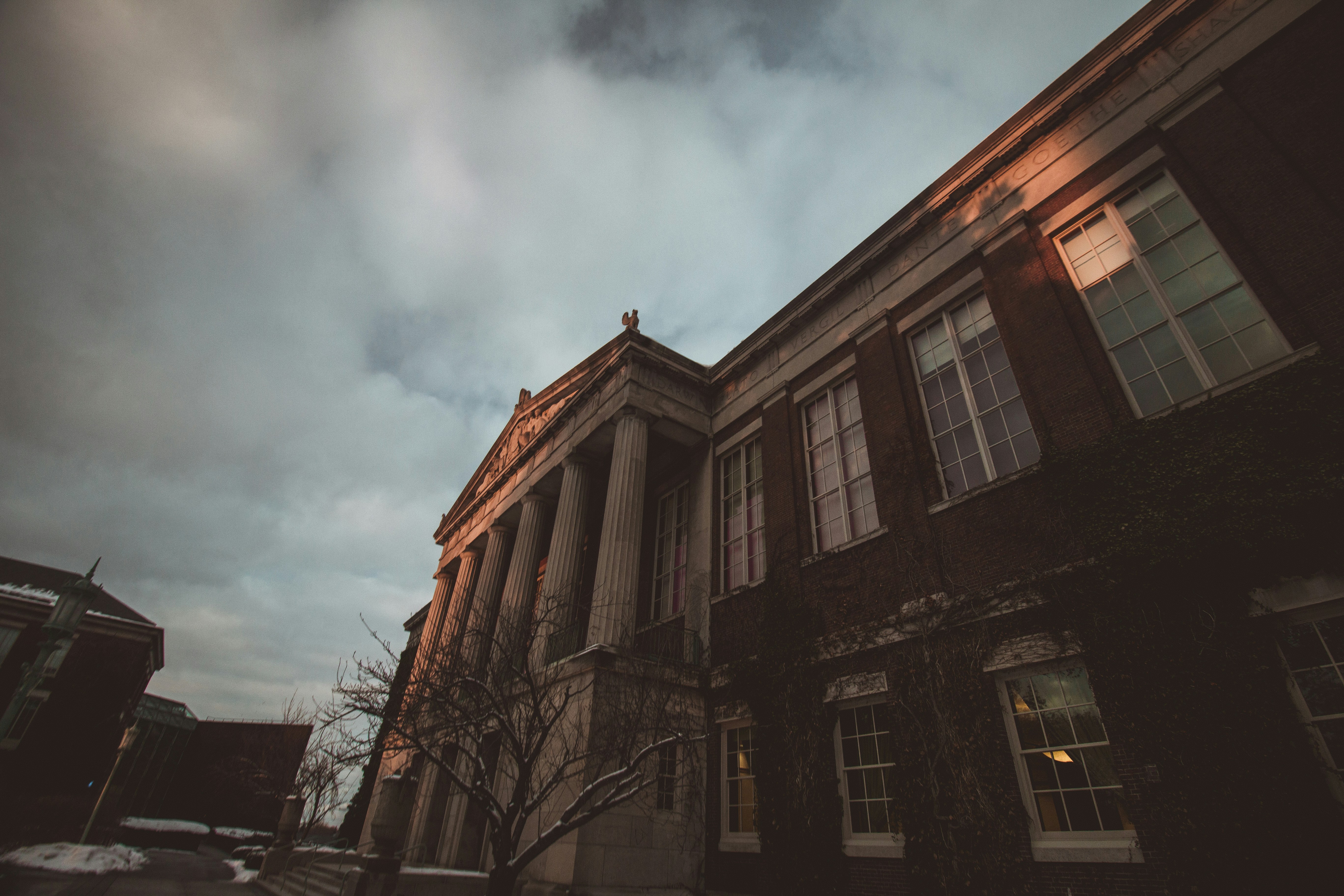 Taxing Endowment Returns