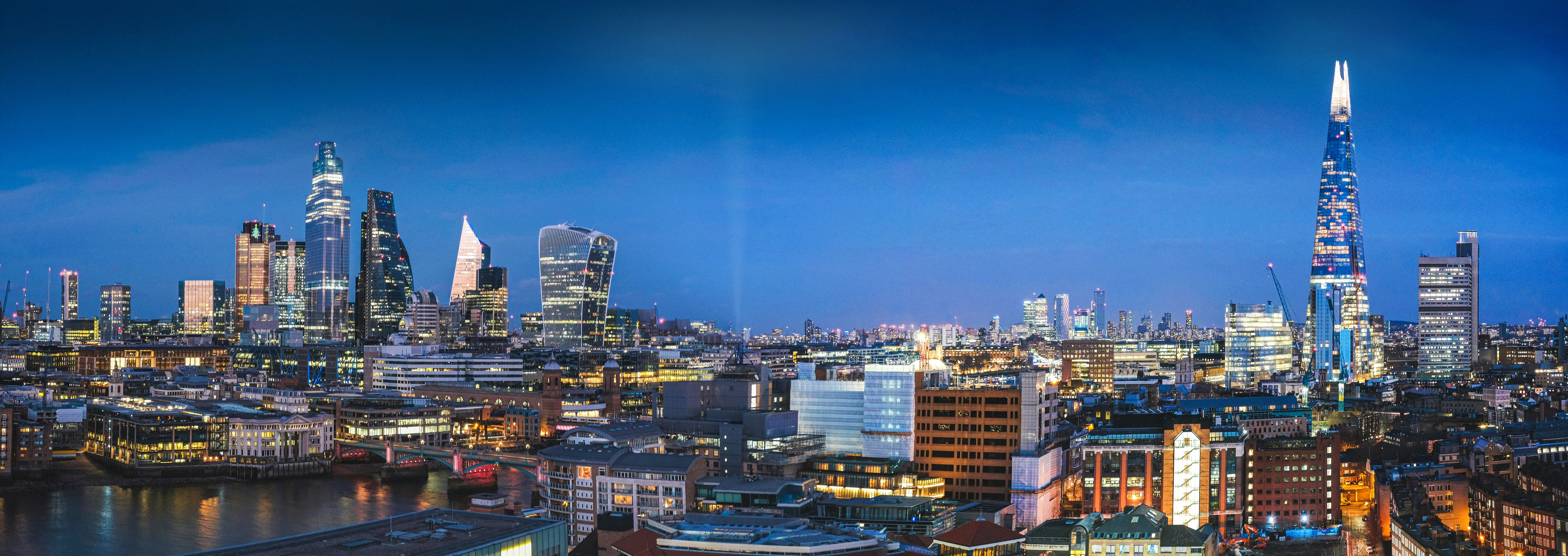 Best 500 London At Night Pictures Download Free Images On Unsplash