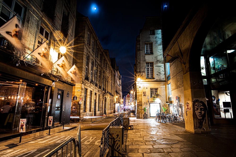 Stadt bei Nacht