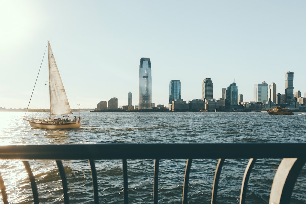 Ver fotografía de velero en el mar